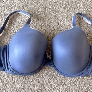 Victoria’s Secret 36DD bra